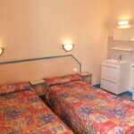 Chambre deux lits simples par le Moulin d'Or à Groix